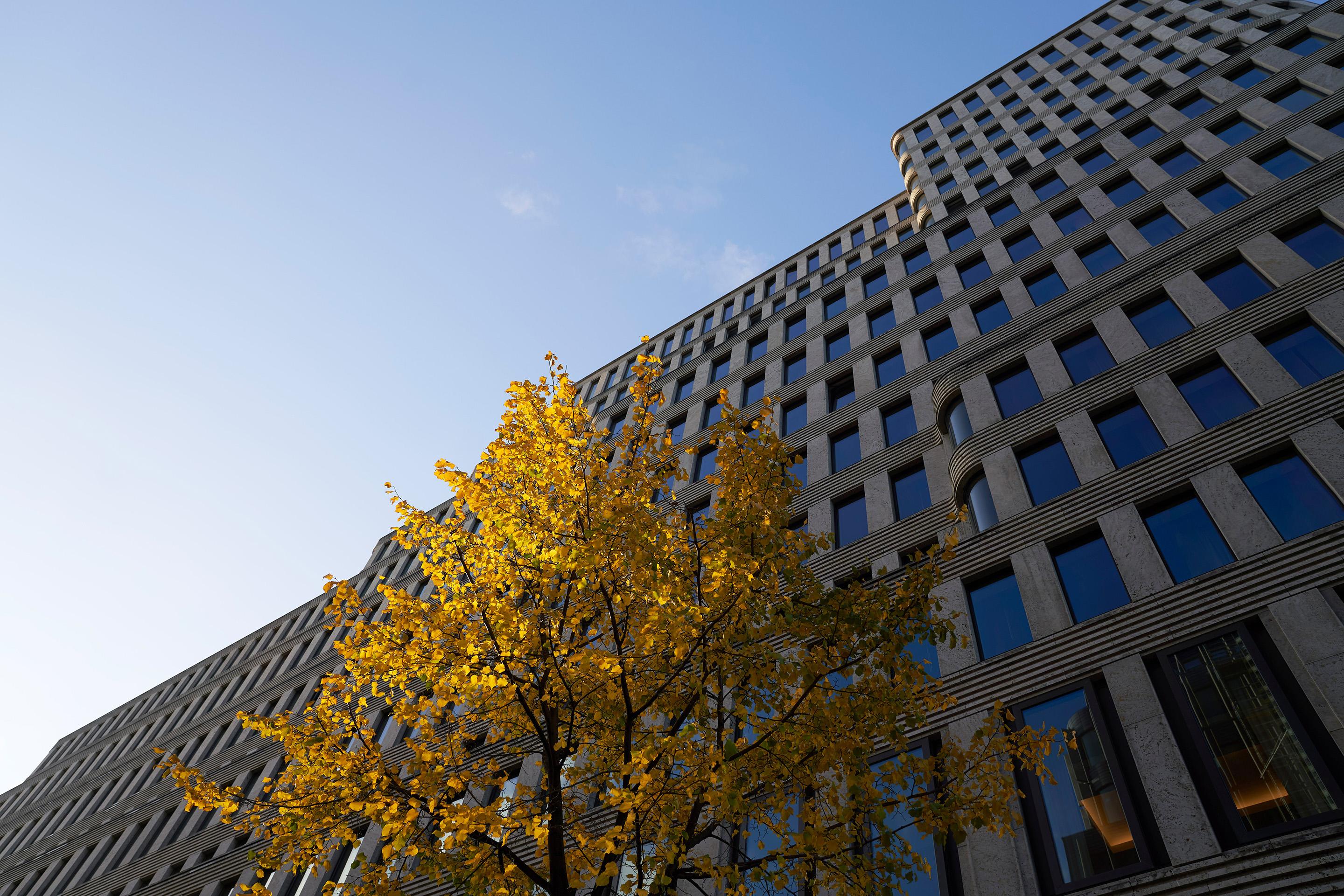 柏林库尔弗尔斯坦达姆索菲特酒店 外观 照片 The headquarters of the European Anti-fraud Office in Rue Joseph II, Brussels